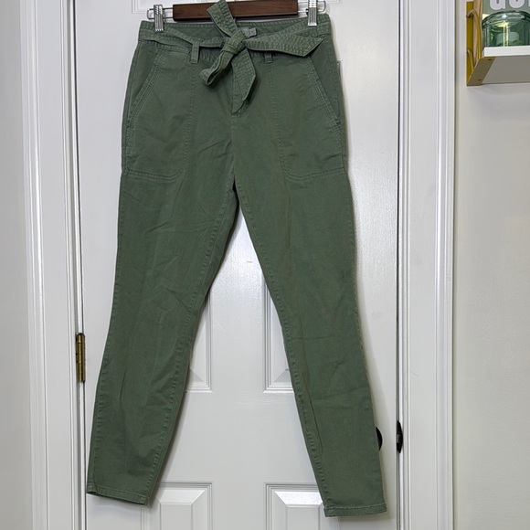 Vineyard Vines Pants - Vineyard Vines Green Cropped Pants with Tie Waist